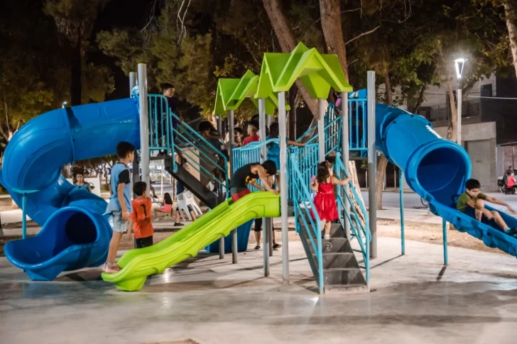 Inauguraron obras de la remodelación de la plaza 11 de septiembre