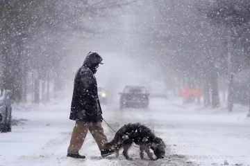 Una histórica tormenta invernal azota Estados Unidos en el centro y costa este