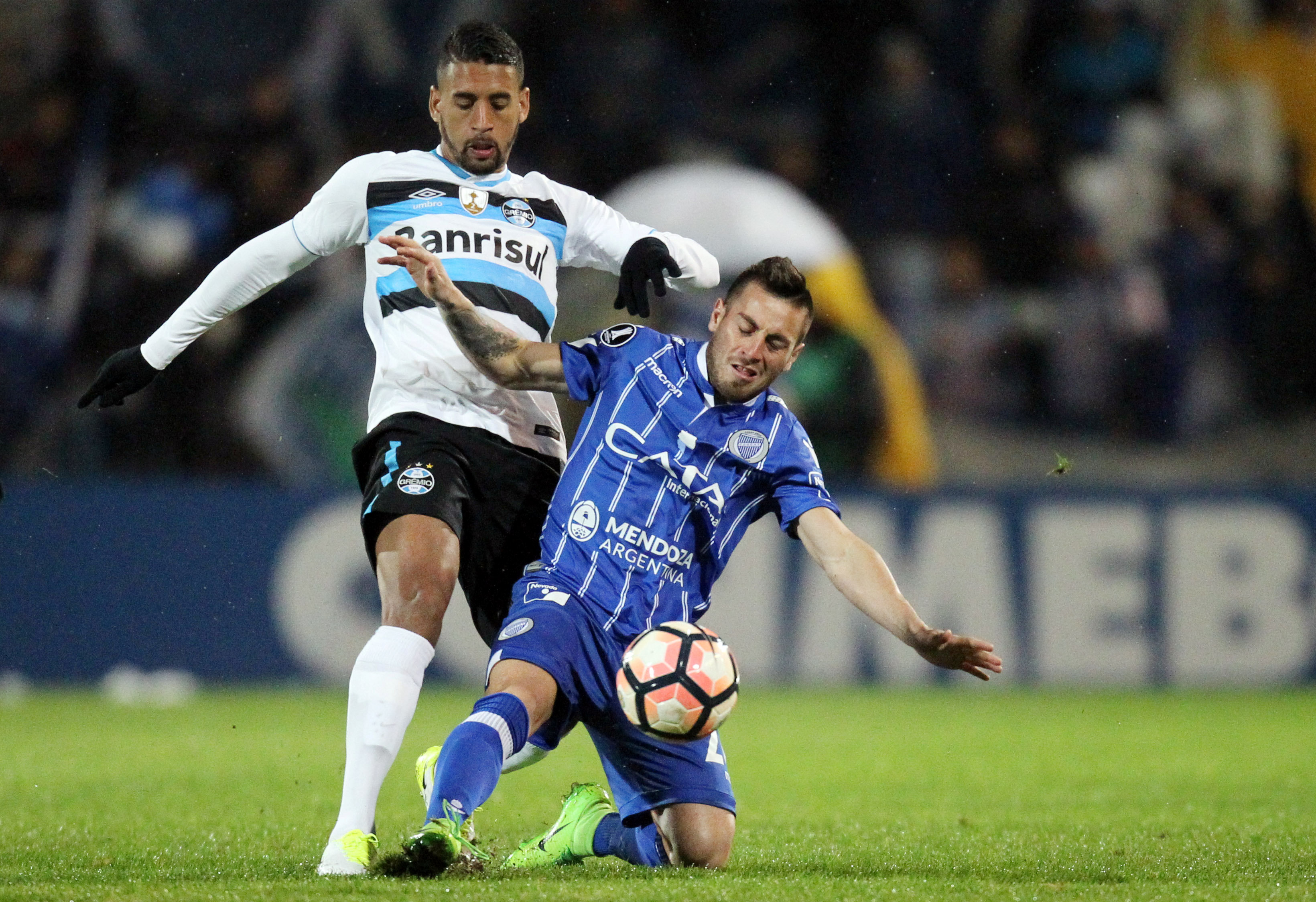 Soccer Football - Copa Libertadores - Godoy Cruz v Gremio - NARCH/NARCH30