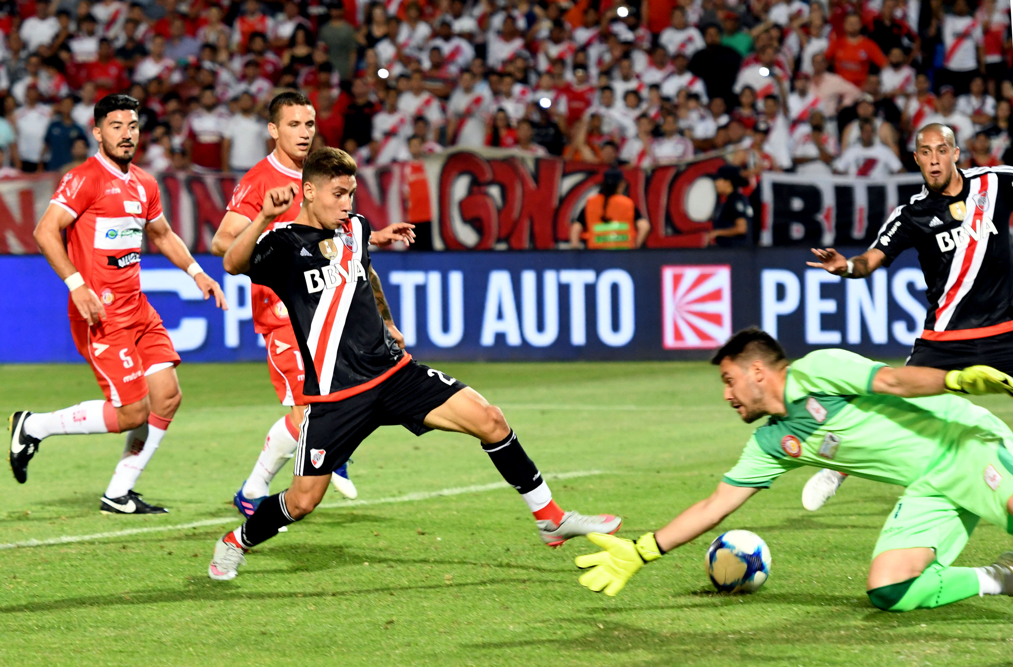 Mendoza: River Plate le ganaba a Deportivo Morón por 2 a 0 en la segunda semifinal de la Copa Argentina de fútbol. Telam/Foto: Alfredo Ponce/JCR 12/11/2017